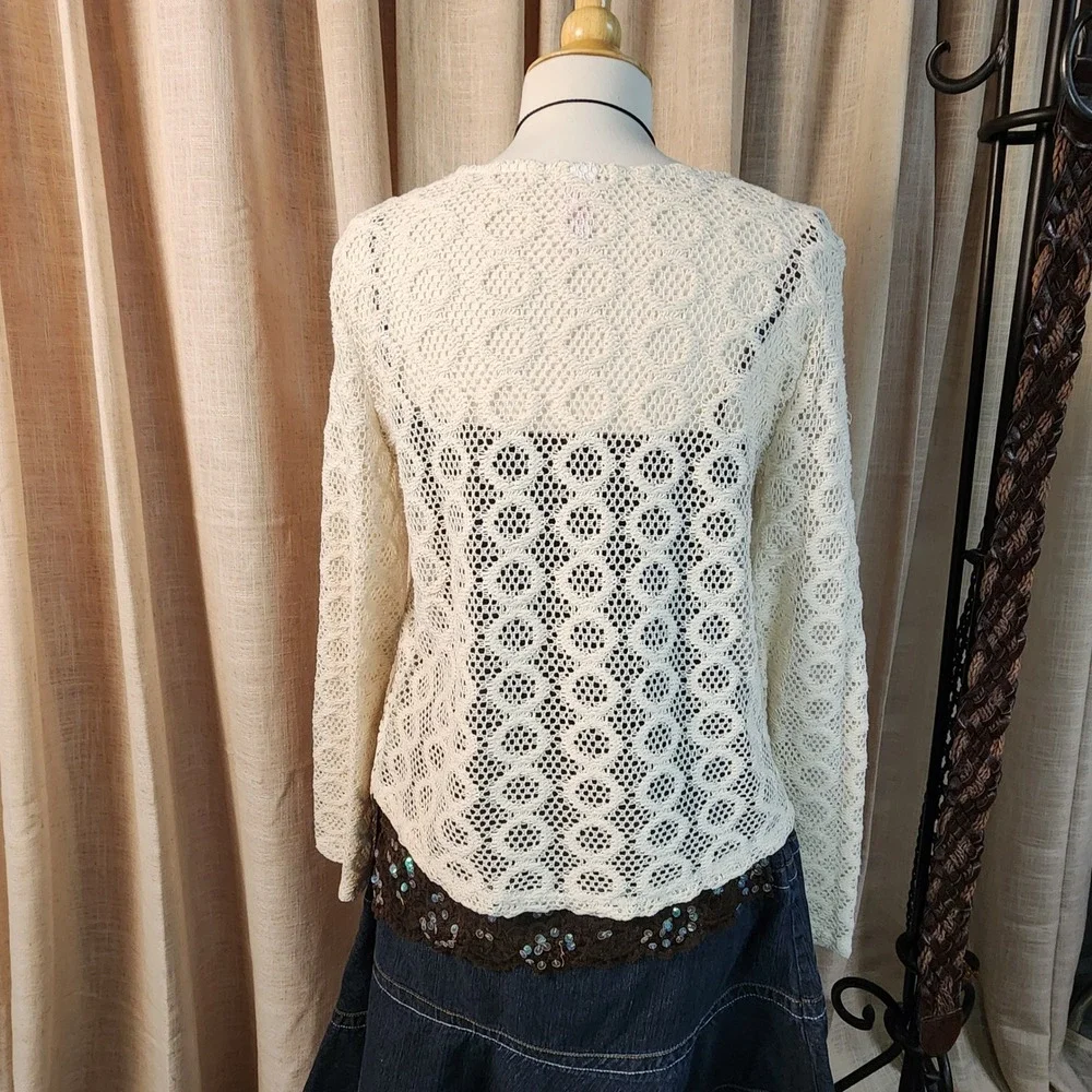 No Boundaries Crochet Top XL Ivory Lace Long Sleeve Boho Tassel V-Neck